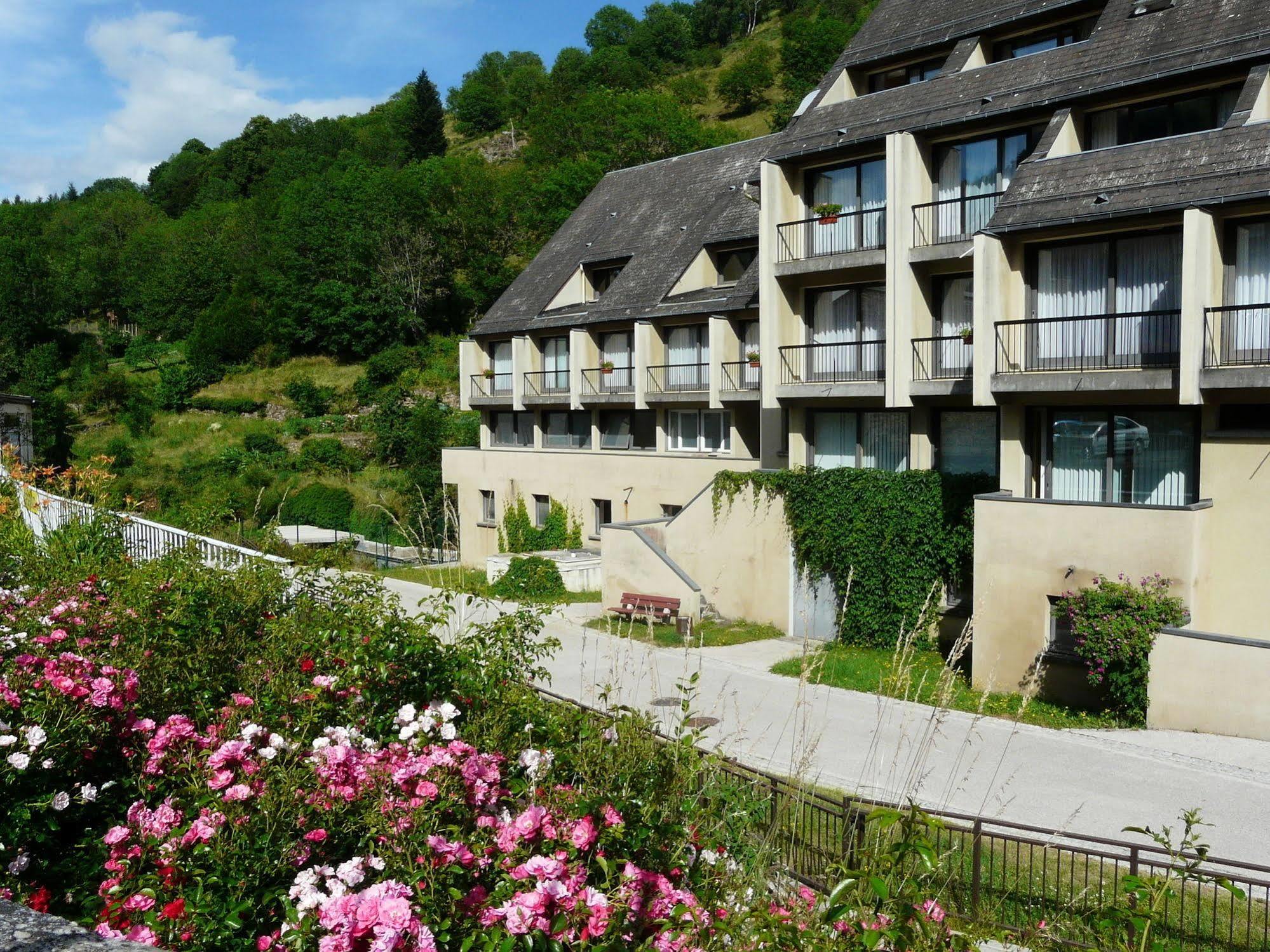 Brit Hotel Du Ban Chaudes-Aigues Exterior photo